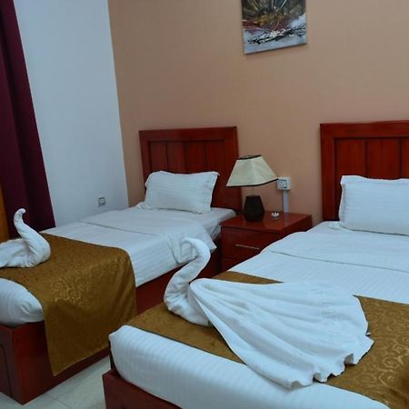 Al Karam Hotel Apartment Назва Экстерьер фото