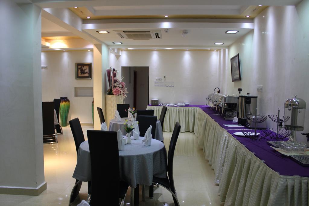 Al Karam Hotel Apartment Назва Экстерьер фото