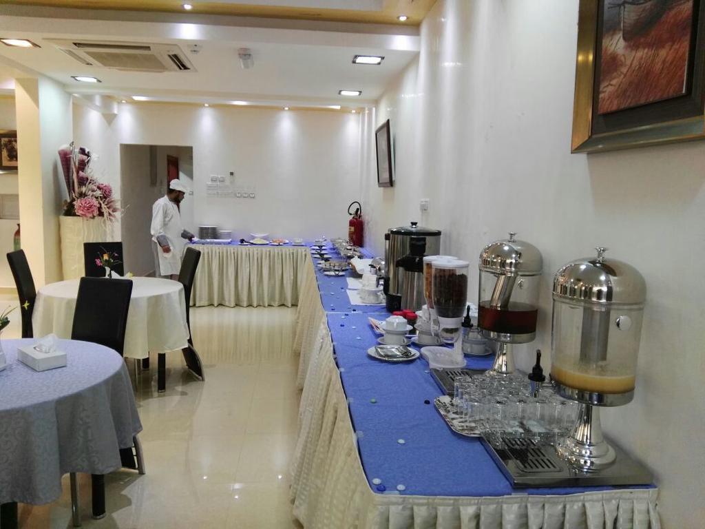 Al Karam Hotel Apartment Назва Экстерьер фото